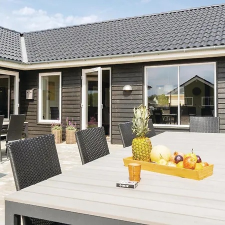 Semesterbostad Amazing In With Wifi